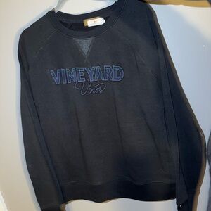 Vineyard vines crew neck